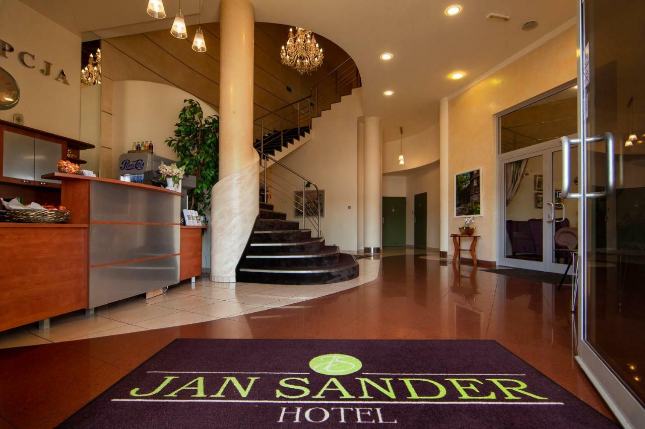 Hotel Jan Sander Aleksandrów Łódzki Dış mekan fotoğraf
